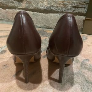 Shoes in very good condition, high heel 7 cm, on a thin leg